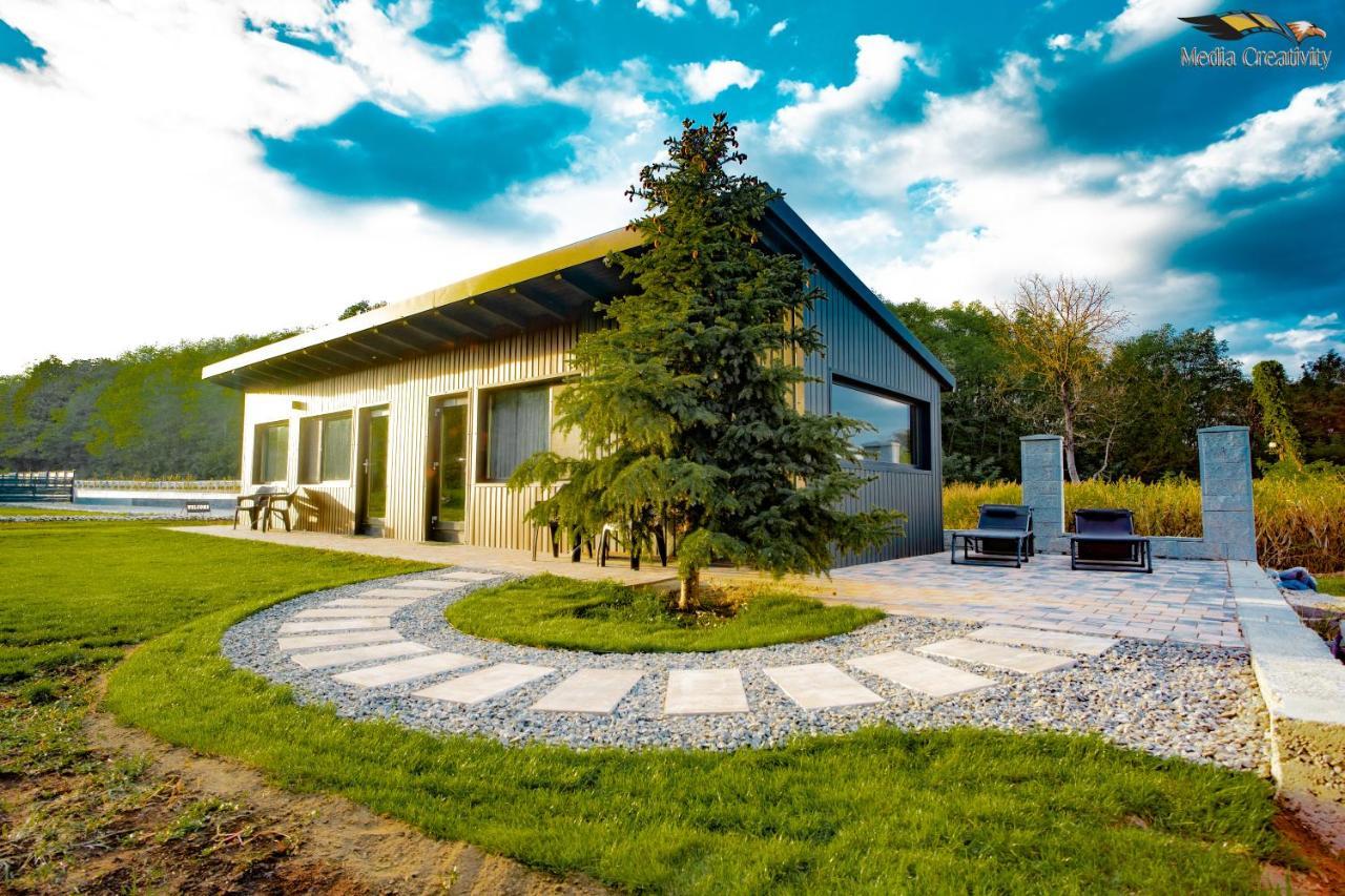 Casa Kaf Villa Sebesel Exterior photo